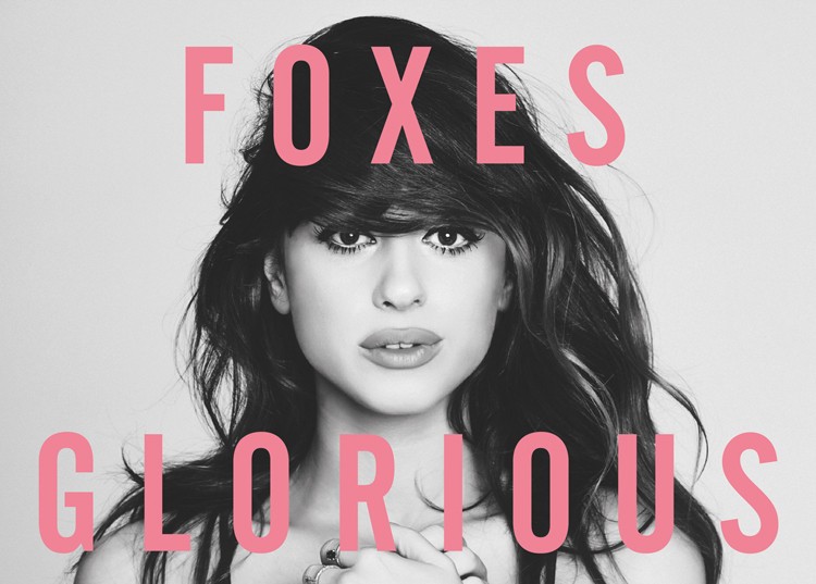 Die Londoner Sängerin Foxes alias <b>Louisa Rose</b> Allen surft auf einer Welle <b>...</b> - Foxes_teaserbild