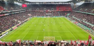 1. FC Köln gegen FC Nürnberg Heimsieg für die Kölner Foto (c) Stadionkind Büdchen Micha @schoti75