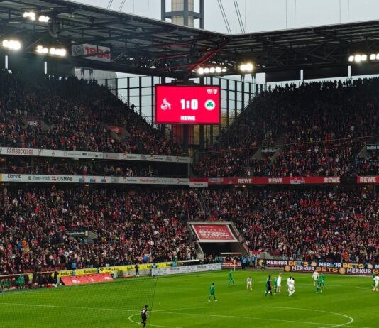 1. FC Köln gegen Greuther Fürth 1:0 Foto Stadionkind @schoti75