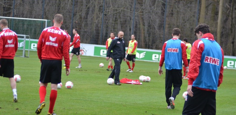 1FC Köln  Training harter Arbeitstag